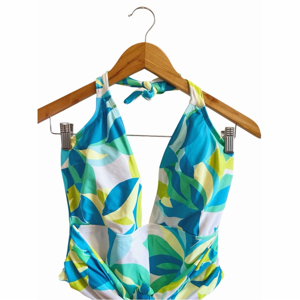 Jessica Simpson Green and White One Piece Swimsuit